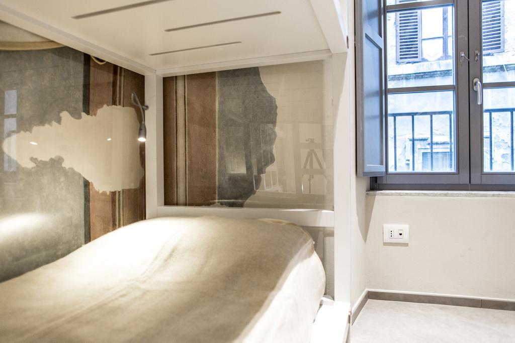 Little Italy Hostel Ex Chiesa S Donato بيرودجا المظهر الخارجي الصورة