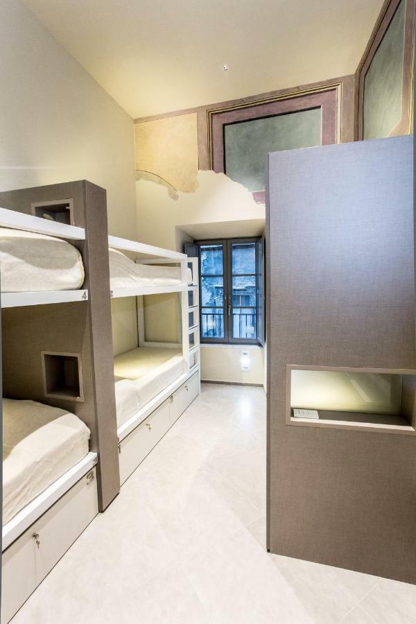 Little Italy Hostel Ex Chiesa S Donato بيرودجا المظهر الخارجي الصورة